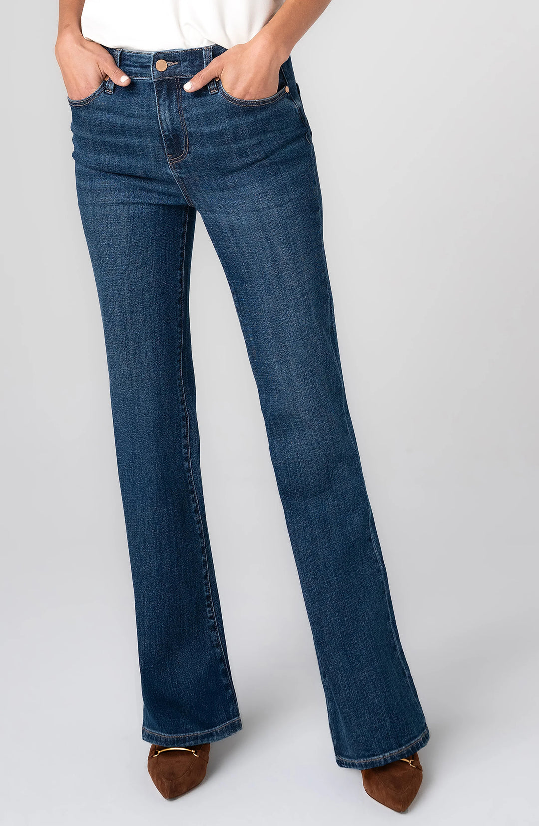 PETITE LUCY BOOTCUT 30" INSEAM JEANS - WEST COAST