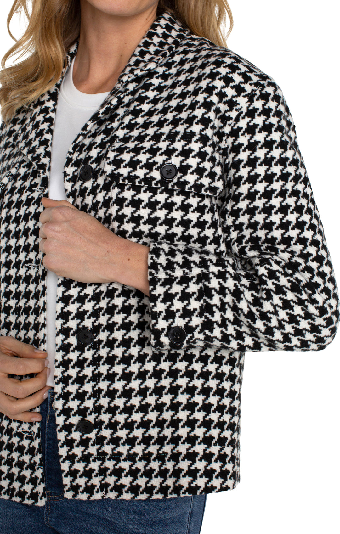 BOXY SHACKET W/SIDE SLITS - BLACK/WHITE HOUNDSTOOTH