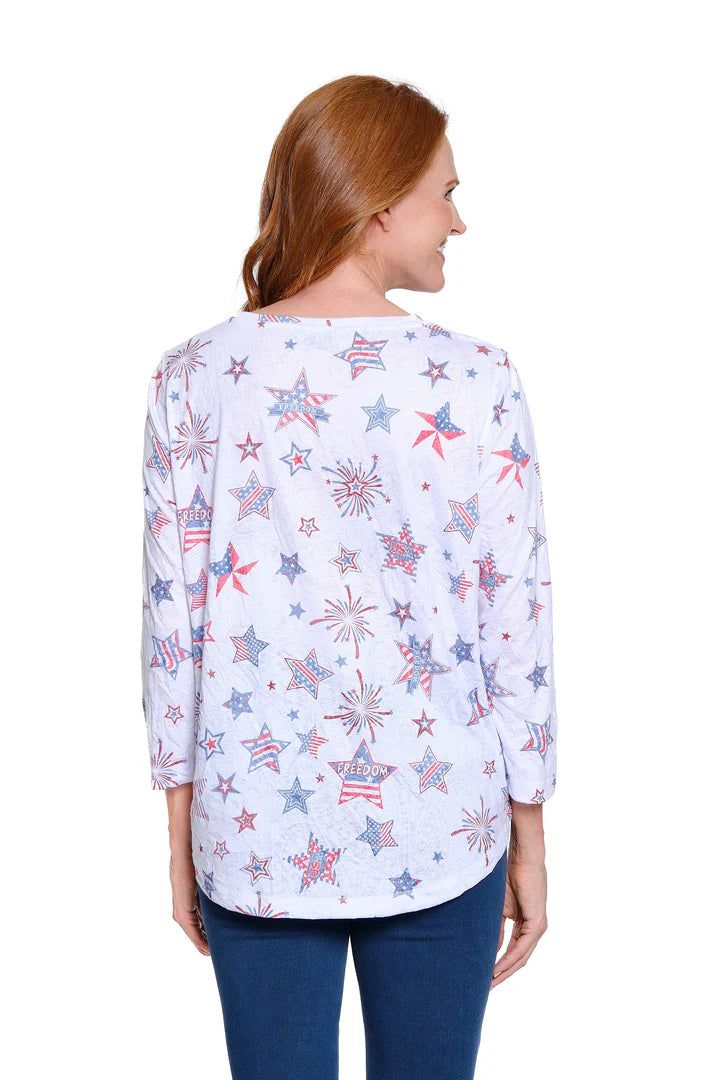 3/4 SLEEVE SCOOP NECK HI/LO HEM TOP - FIREWORKS/STARS RWB