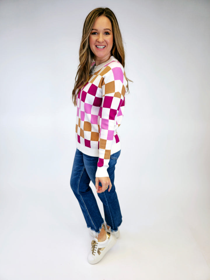 CHECKERBOARD PULLOVER SWEATER - PINK