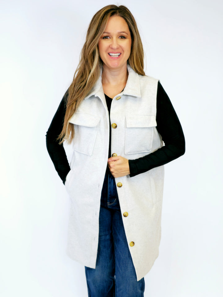 BRUSHED URBAN LONG SHACKET VEST - IVORY