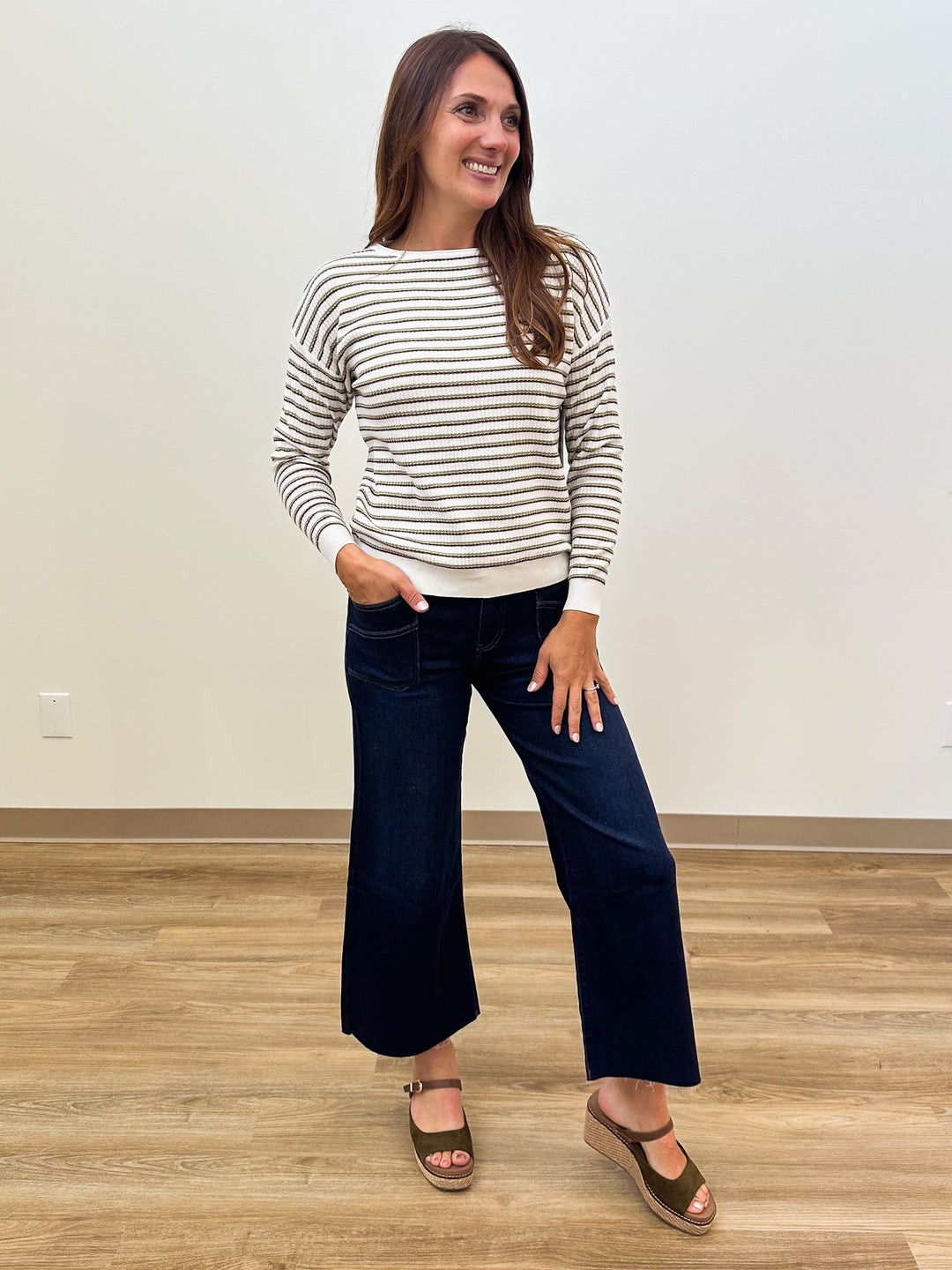 MULTI COLOR STRIPE TEXTURED CREW NECK TOP - OLIVE/BURGUNDY