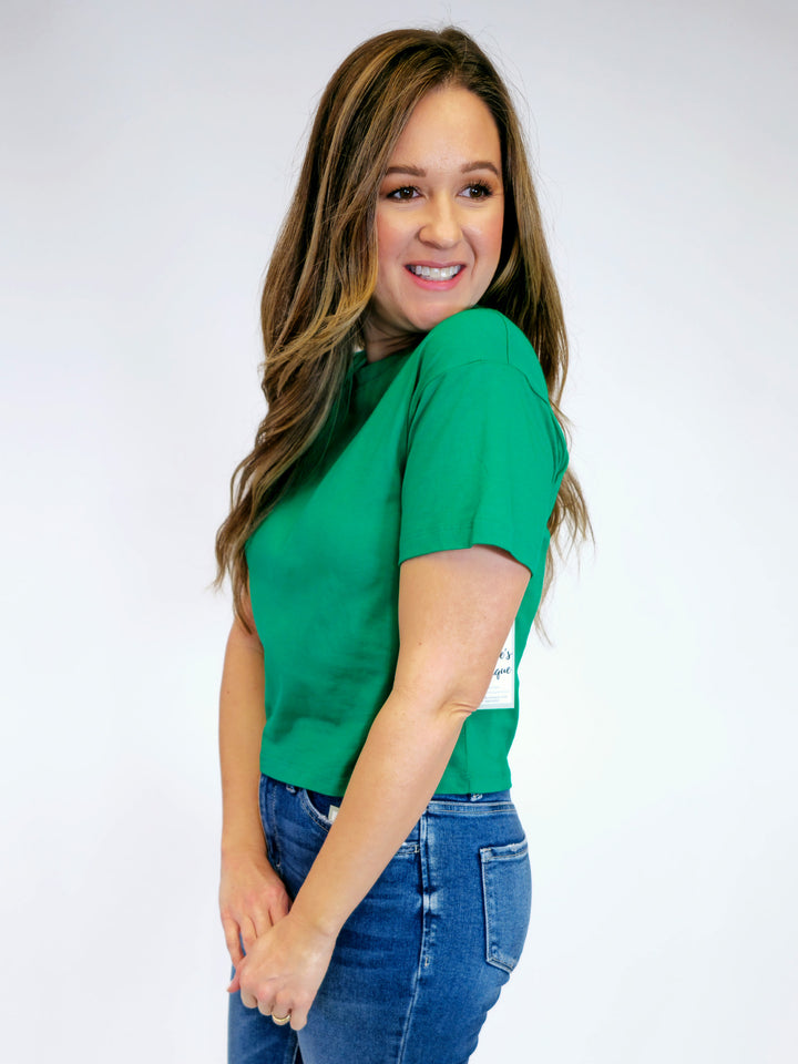 CROPPED LENGTH T-SHIRT - KELLY GREEN