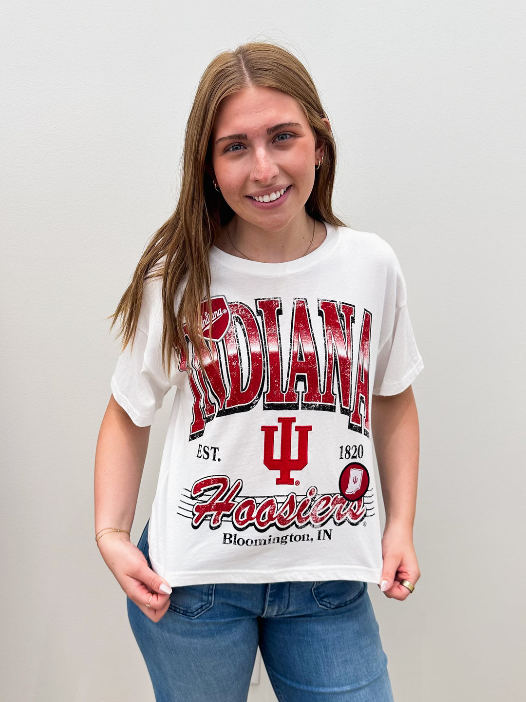 IU SHORT SLEEVE CREW NECK TEE - WHITE