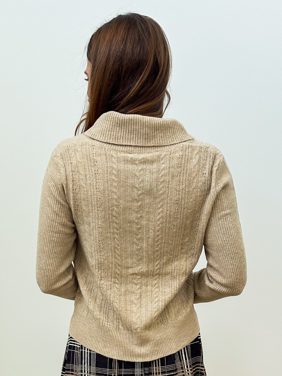 COLLARED FLOWER BUTTON KNIT CARDIGAN - CAMEL