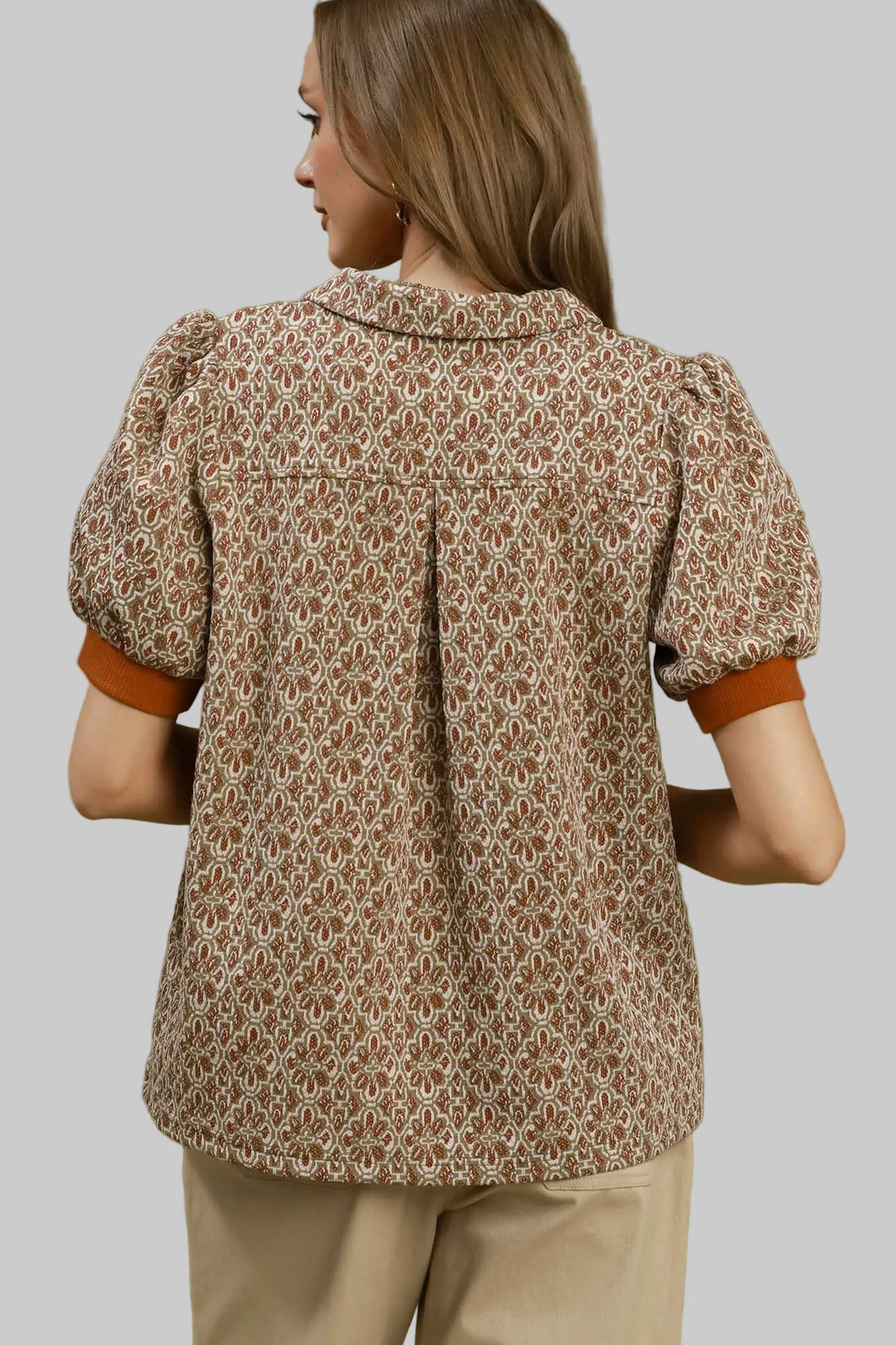 PUFF SHORT SLEEVE COLLARED COLOR BLOCK TOP - CHESTNUT