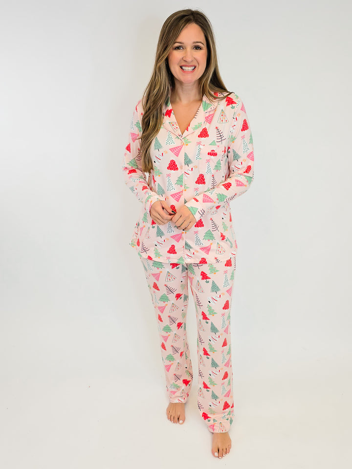 LONG SLEEVE BUTTON UP PAJAMA TOP - CREAMY PEACH CHRISTMAS