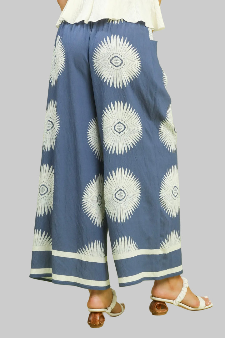 ABSTRACT BORDER PRINT PLEAT DETAIL PANTS - DENIM BLUE