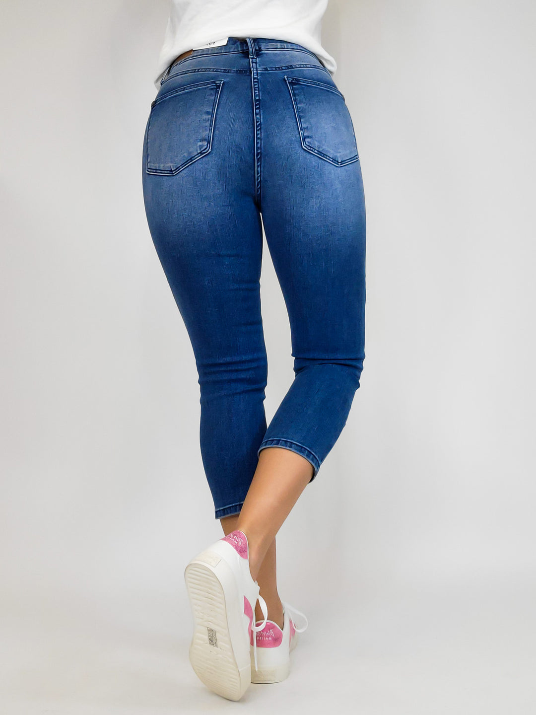 JUDY BLUE HIGH RISE PULL ON SKINNY CAPRI COOL DENIM - MED WASH