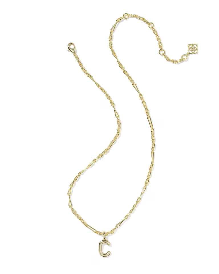 KENDRA SCOTT BUBBLE LETTER C SHORT PENDANT NECKLACE - GOLD