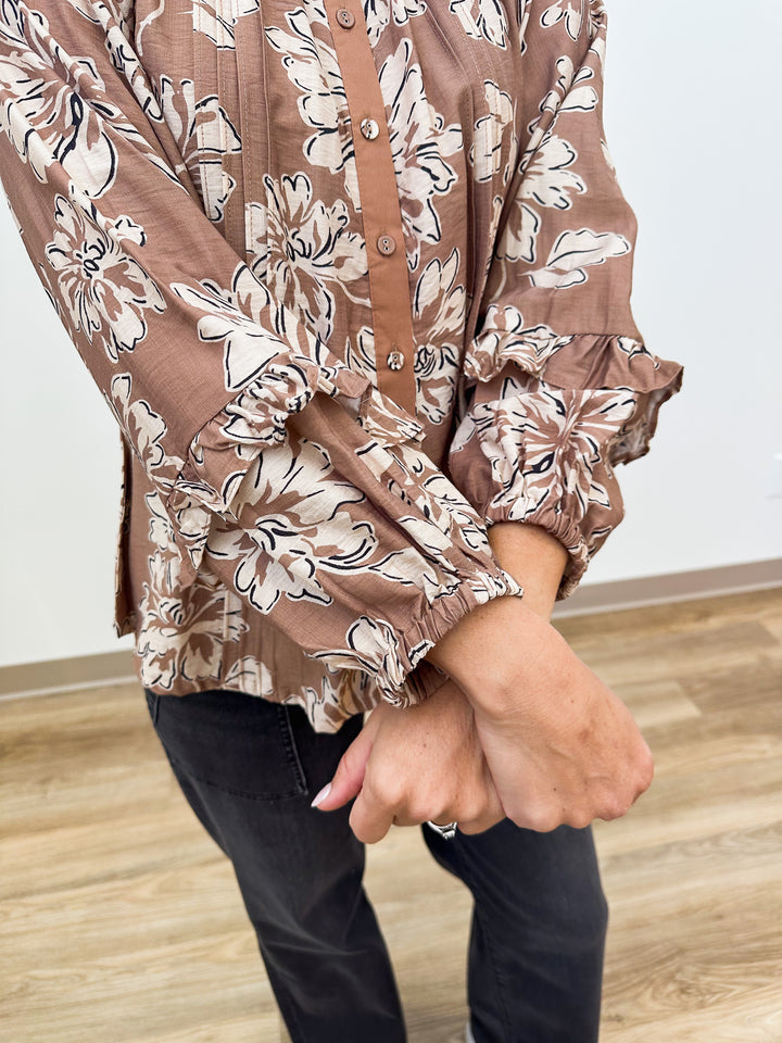 RUFFLE L/S FLORAL BUTTON DOWN BLOUSE - CHESTNUT