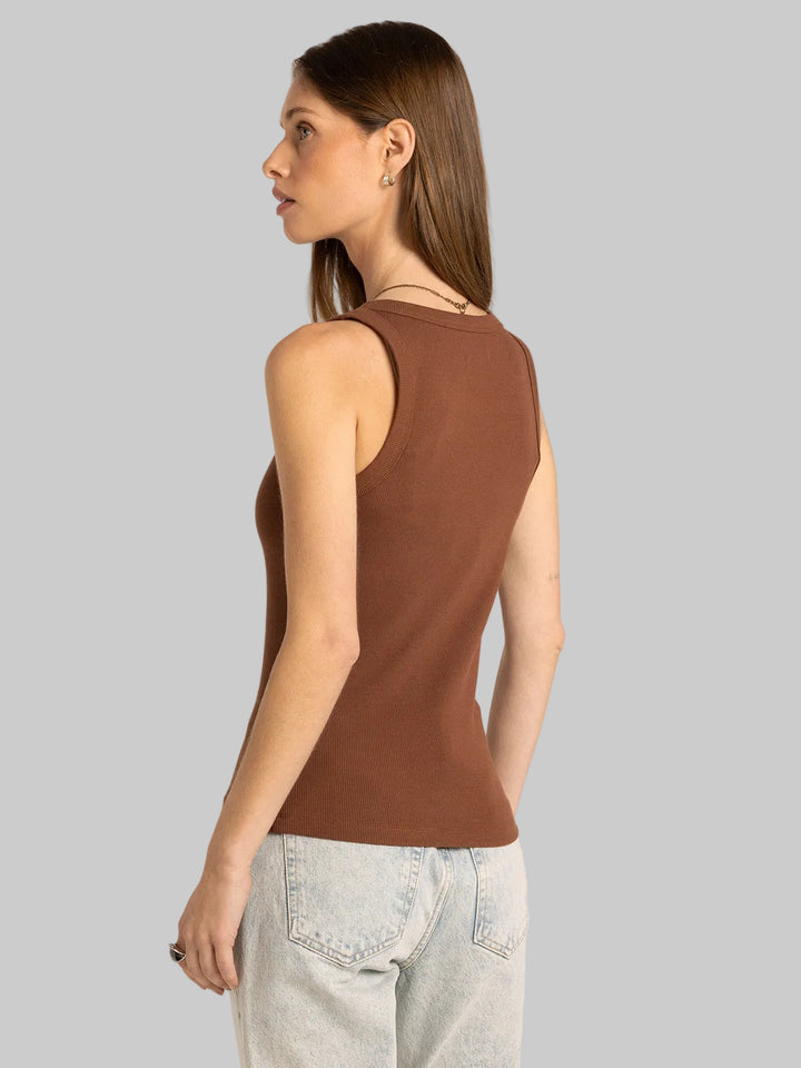 CREW NECK SOFT RIBBED EDLIN TANK - FRIAR BROWN