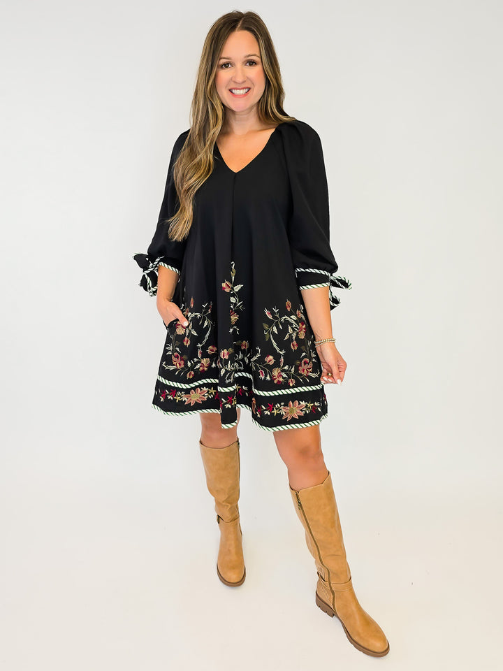 FLORAL EMBROIDERED SHORT DRESS W/BOW TIE CUFFS - BLACK