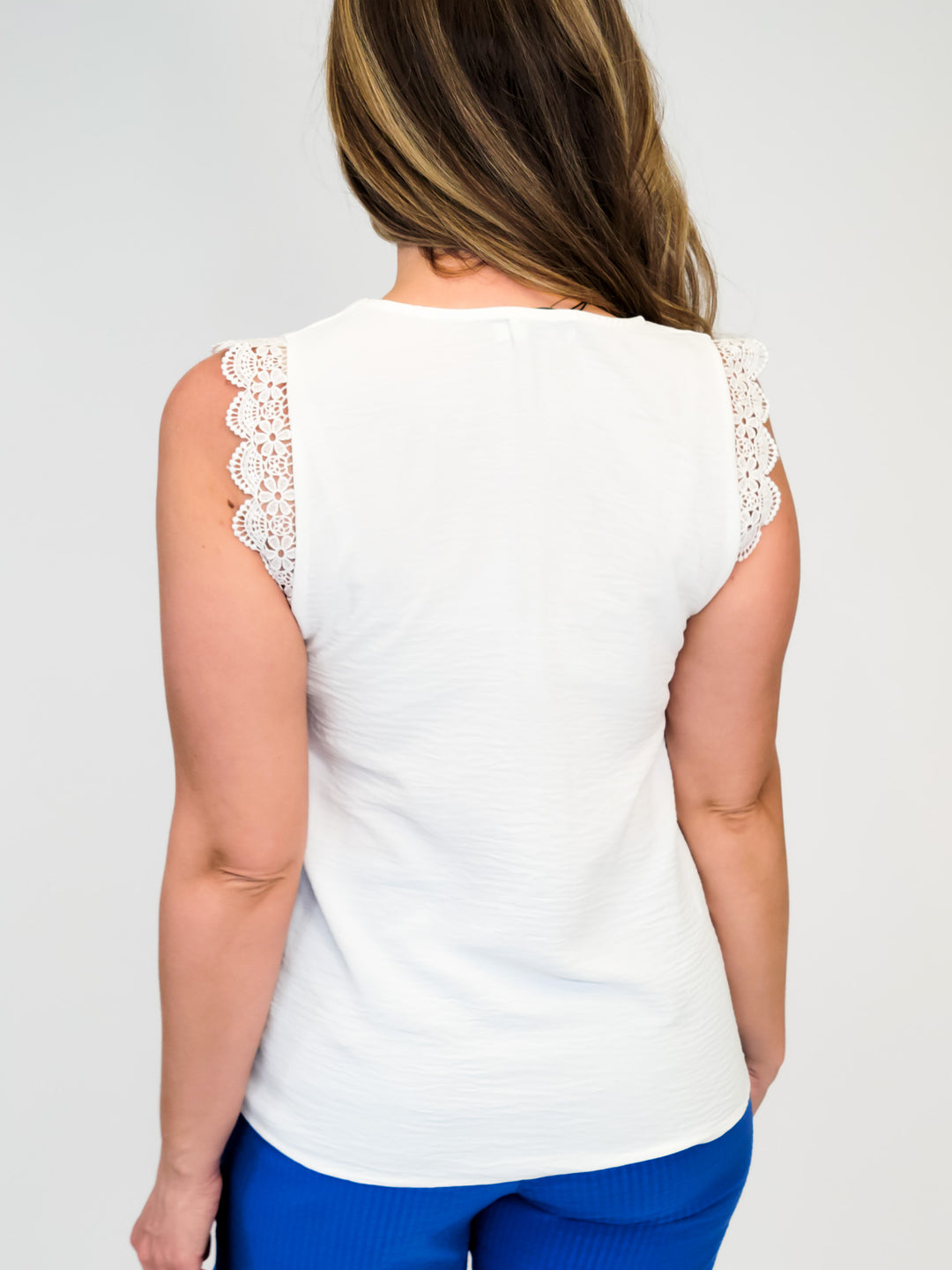 SLEEVELESS LACE DETAIL TOP - WHITE