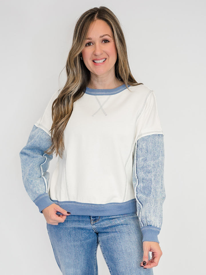 MIX MEDIA DENIM SLEEVE KNIT TOP - CREAM