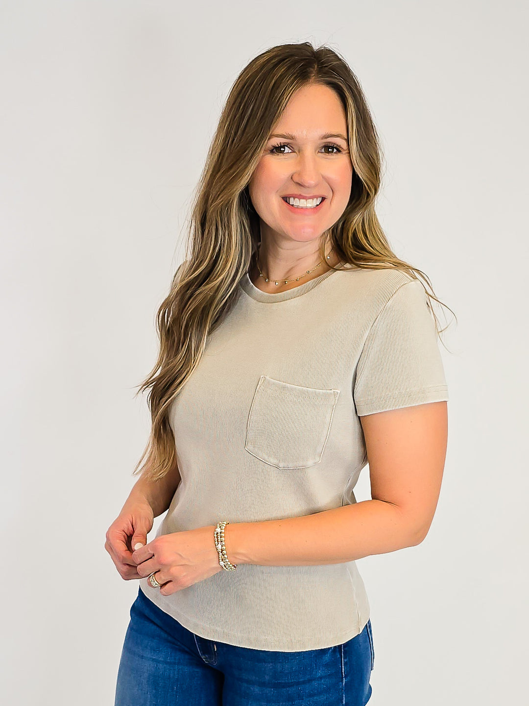 SHORT SLEEVE RIBBED GINNY TEE - TAUPE