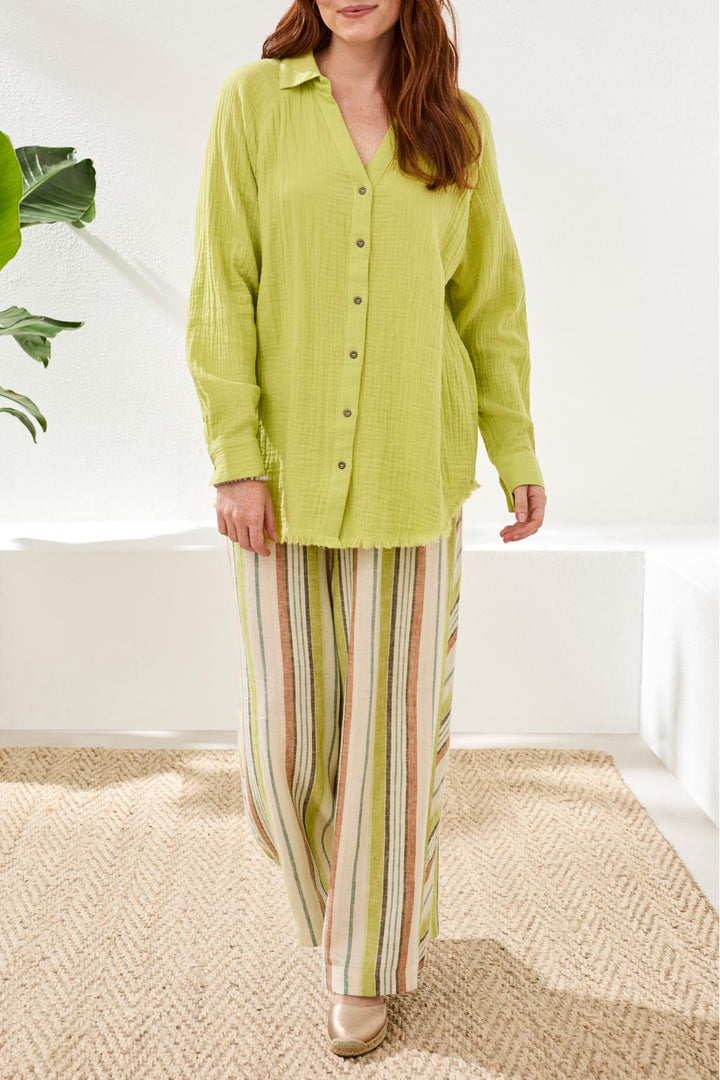 RAGLAN SLEEVE SHIRT W/RAW EDGE HEM - GREEN BANANA