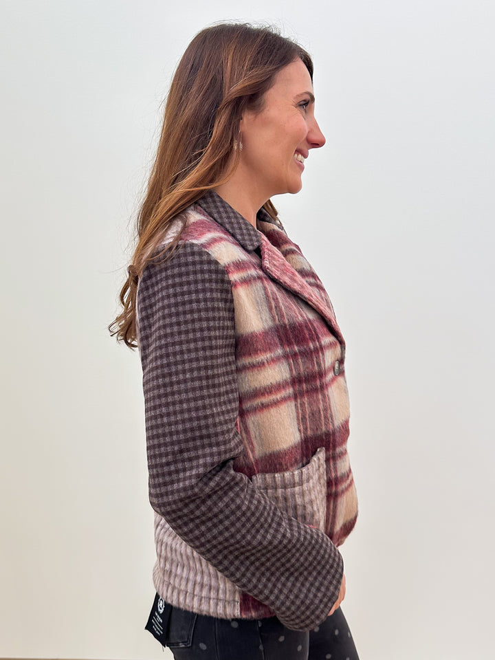PLAID MIXED SPORT COAT - RED MIX