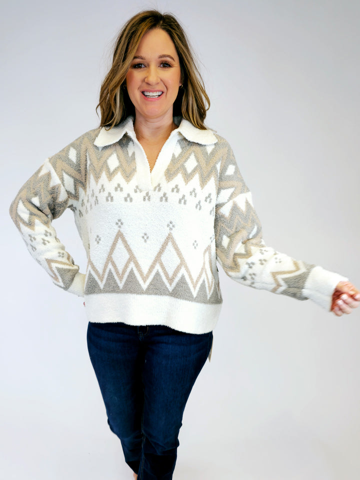 TRIBAL COLLAR PULLOVER SWEATER - BEIGE