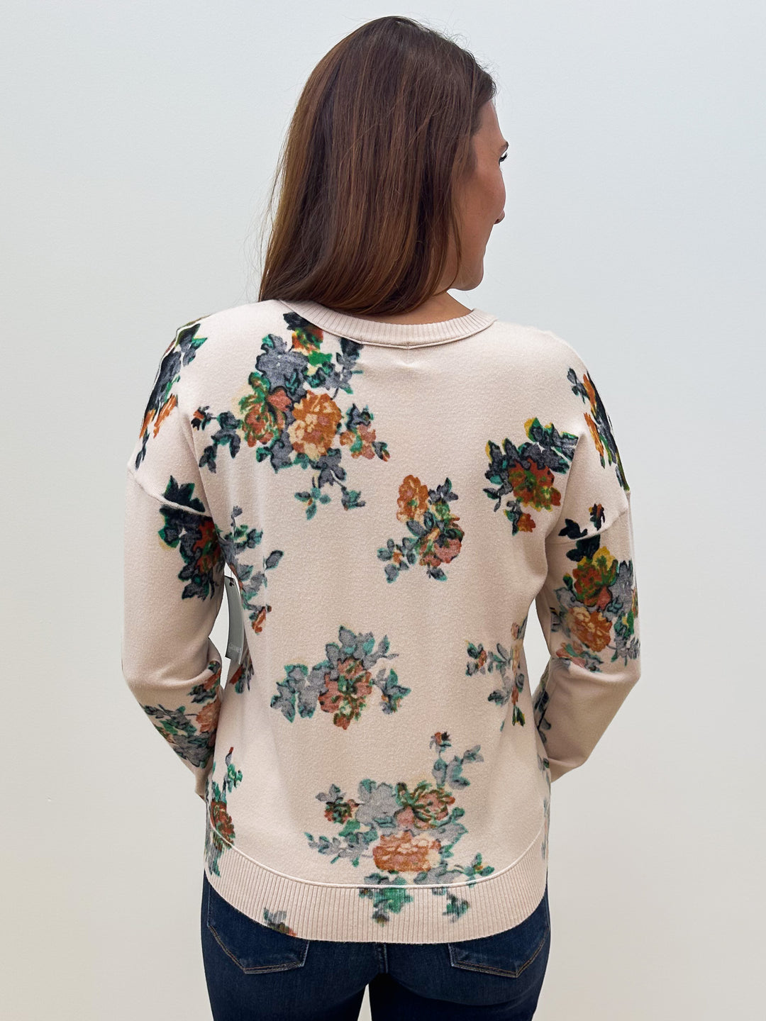 LONG SLEEVE CREW NECK FLORAL PRINT SWEATER - BEIGE