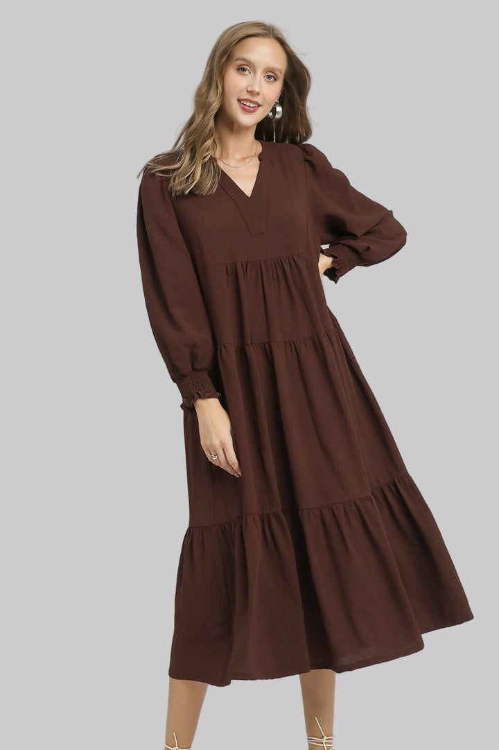 TIERED MIDI DRESS W/SMOCKED CUFFS - BROWN