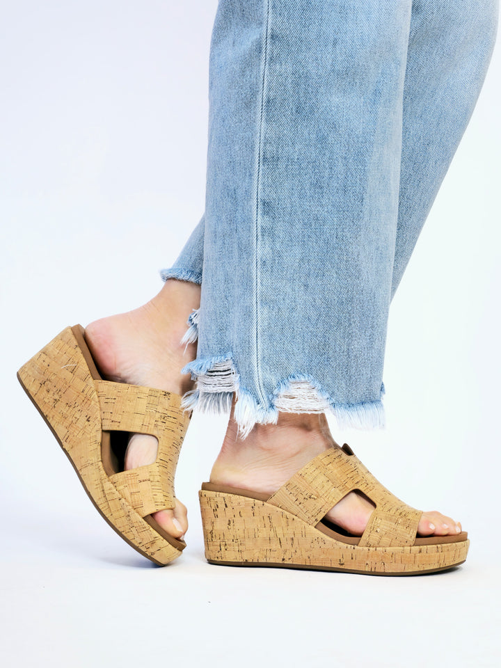 CORKY'S 'PUCKER UP' WEDGE SANDAL - SQUARE CORK