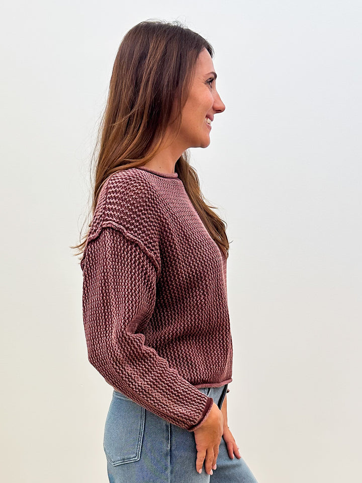 ROLLED HEM TEXTURED KNIT SWEATER - BRICK
