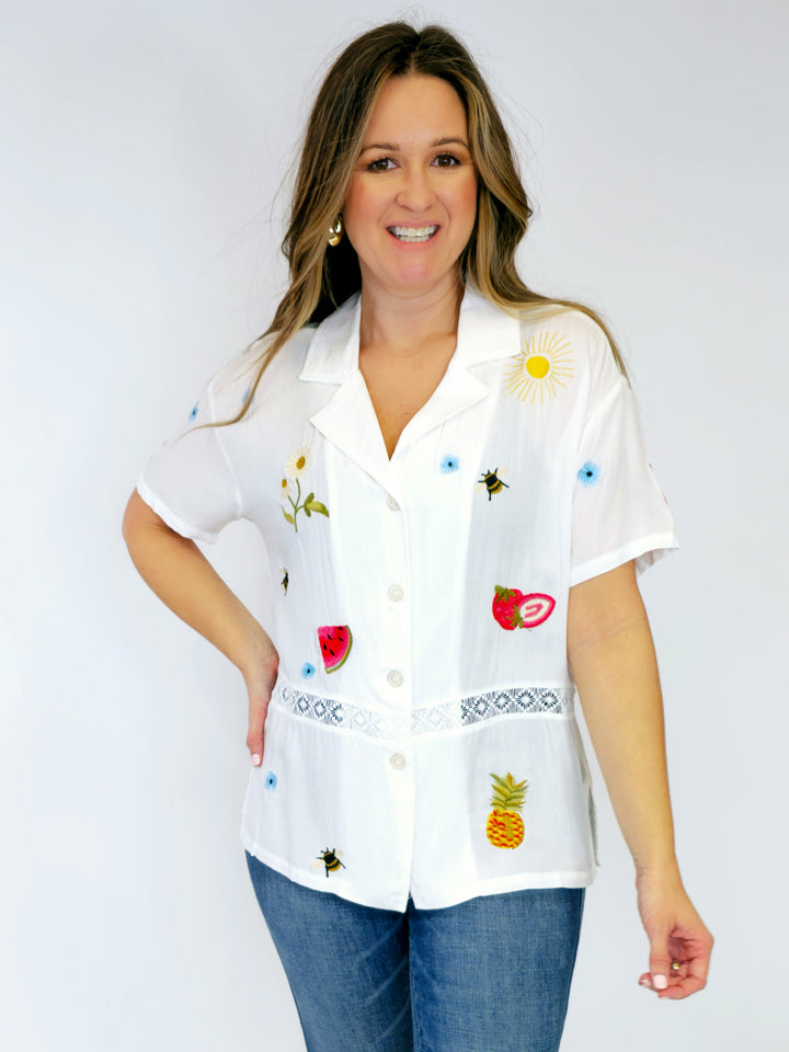 COLLARED FRUIT AND FLOWER EMBROIDERED SHIRT - WHITE