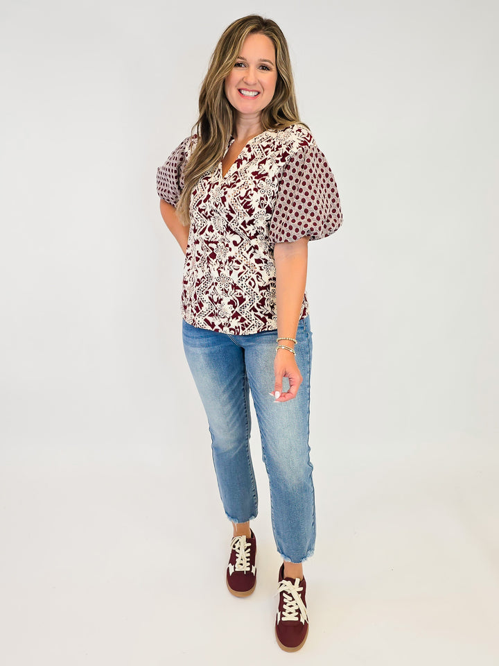 MIXED EMBROIDERED BUBBLE SLEEVE TOP - BURGUNDY