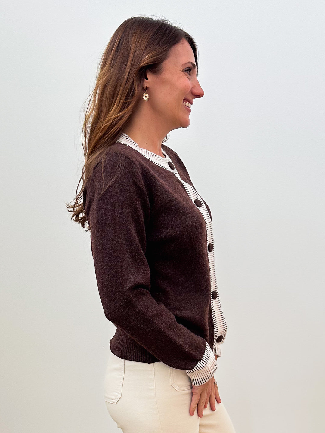 STRIPE CONTRAST RIB DETAIL CARDIGAN - COFFEE