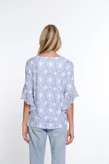 3/4 FLOUNCE SLEEVE SCOOP NECK TOP - BLUE/GREY DOTS