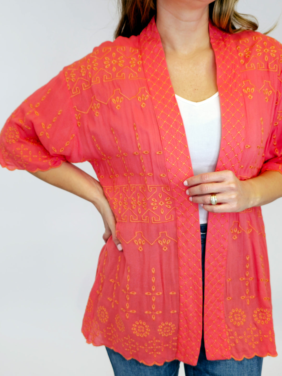 SHORT SLEEVE EMBROIDERED CARDIGAN - CORAL