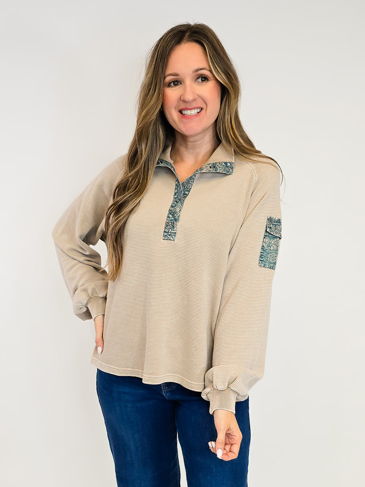 WASHED RIBBED TERRY COLLARED PULLOVER - KHAKI