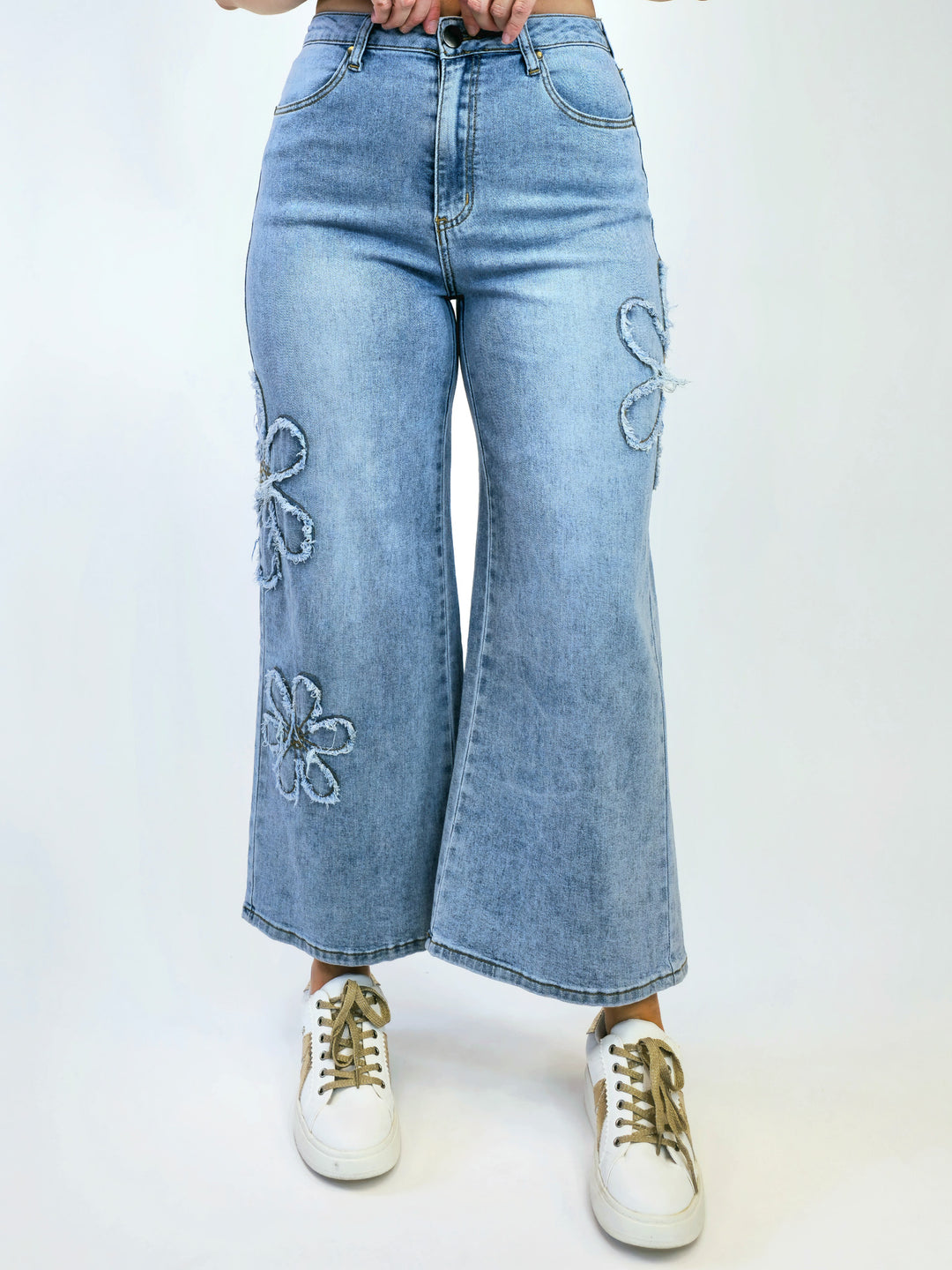 FLOWER PATCH PANTS - WASHED DENIM