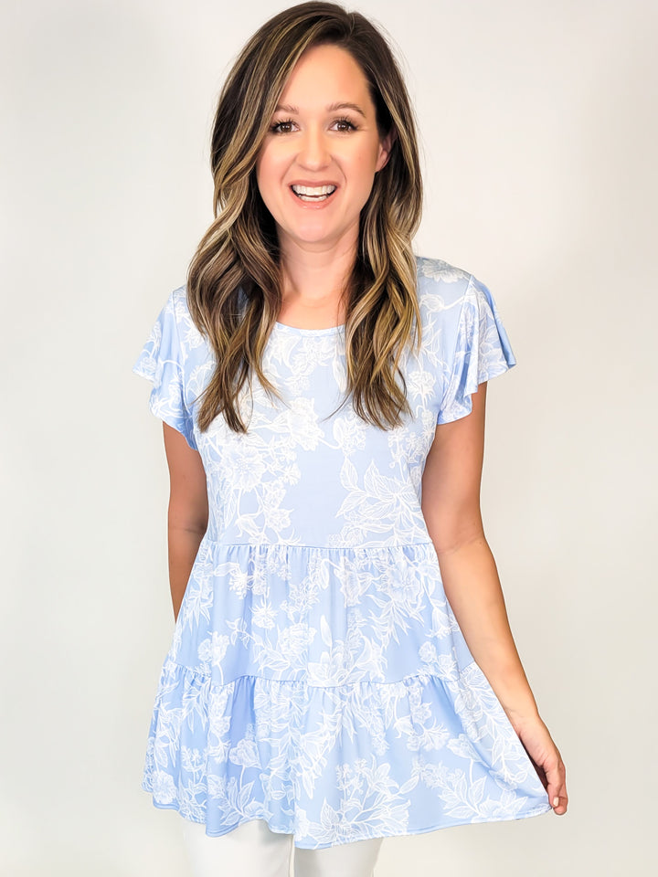 FLORAL TIERED TOP W/ RUFFLE SLEEVES - DENIM
