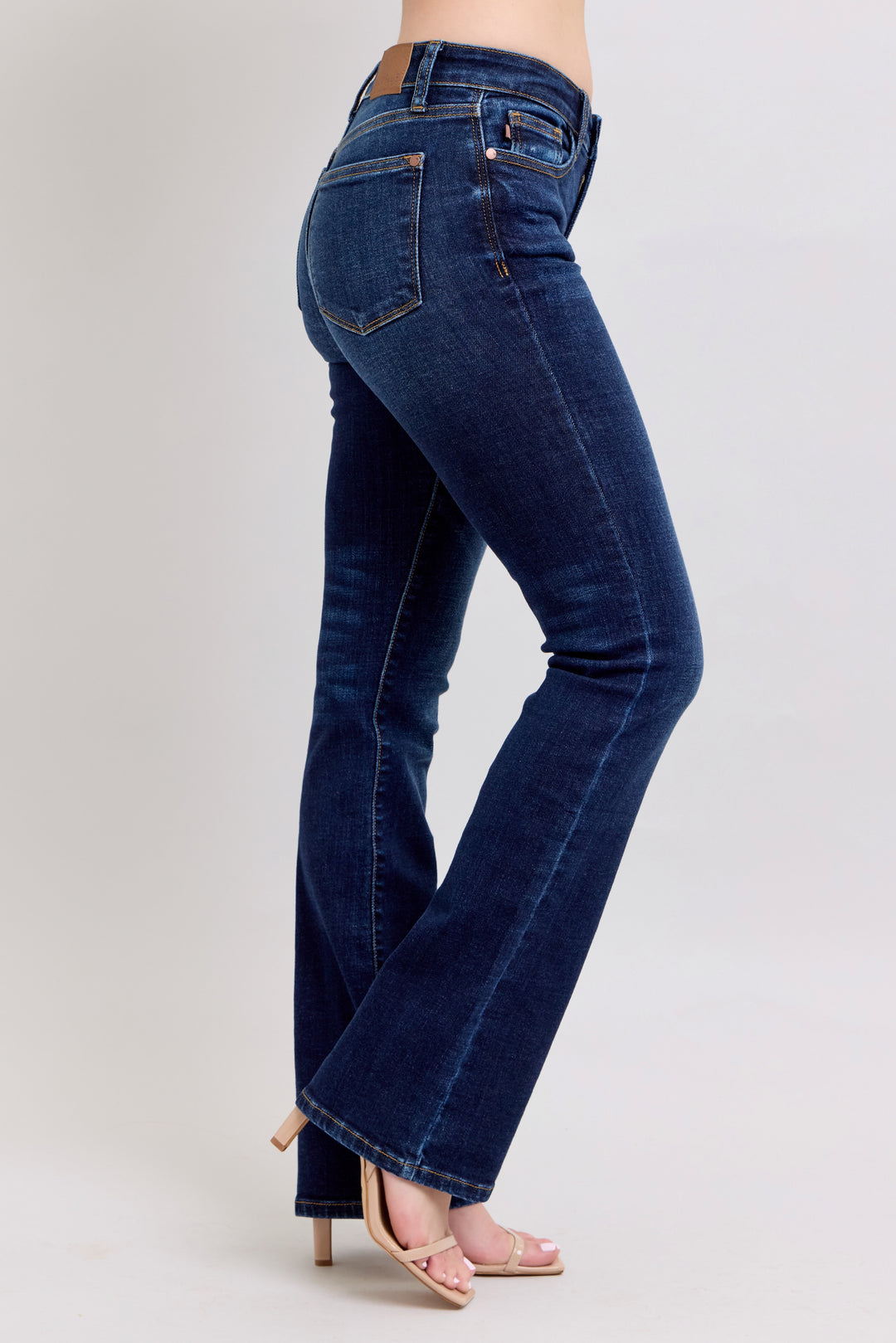 JUDY BLUE MID RISE BOOTCUT JEANS - DARK - 32" INSEAM