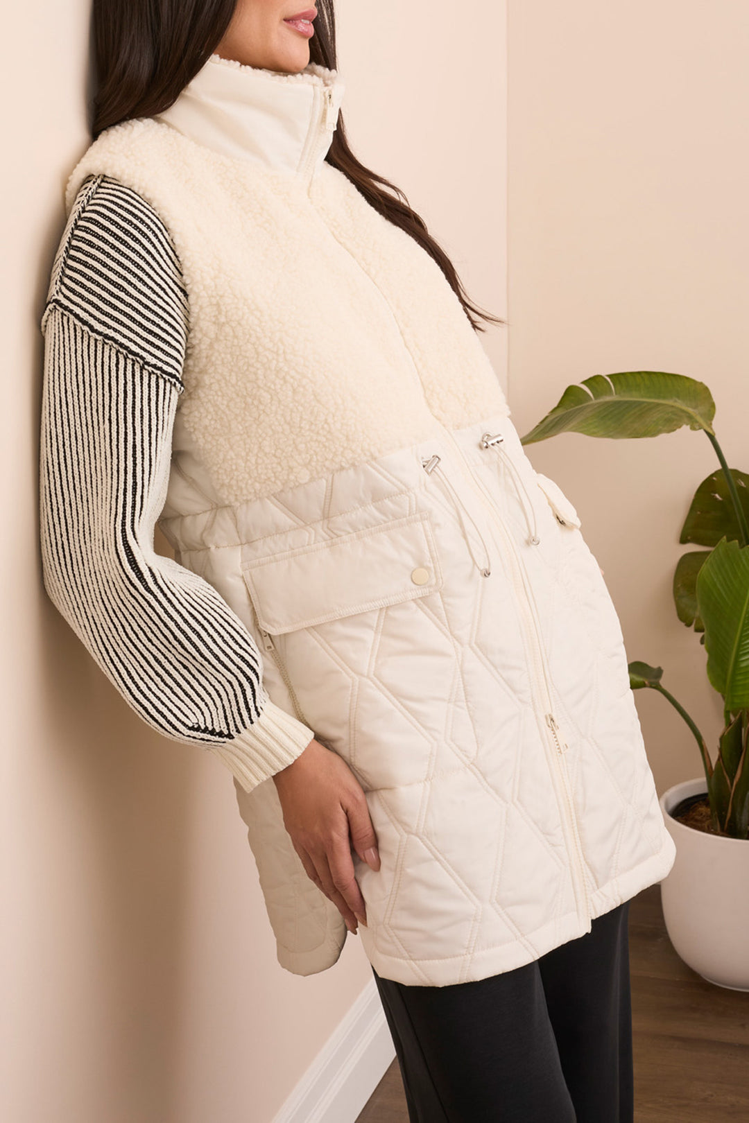 SLEEVELESS MIX MEDIA SHERPA VEST - CREAM