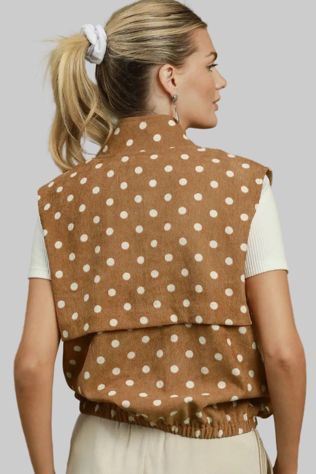 POLKA DOT HIGH NECK UTILITY VEST - CAMEL