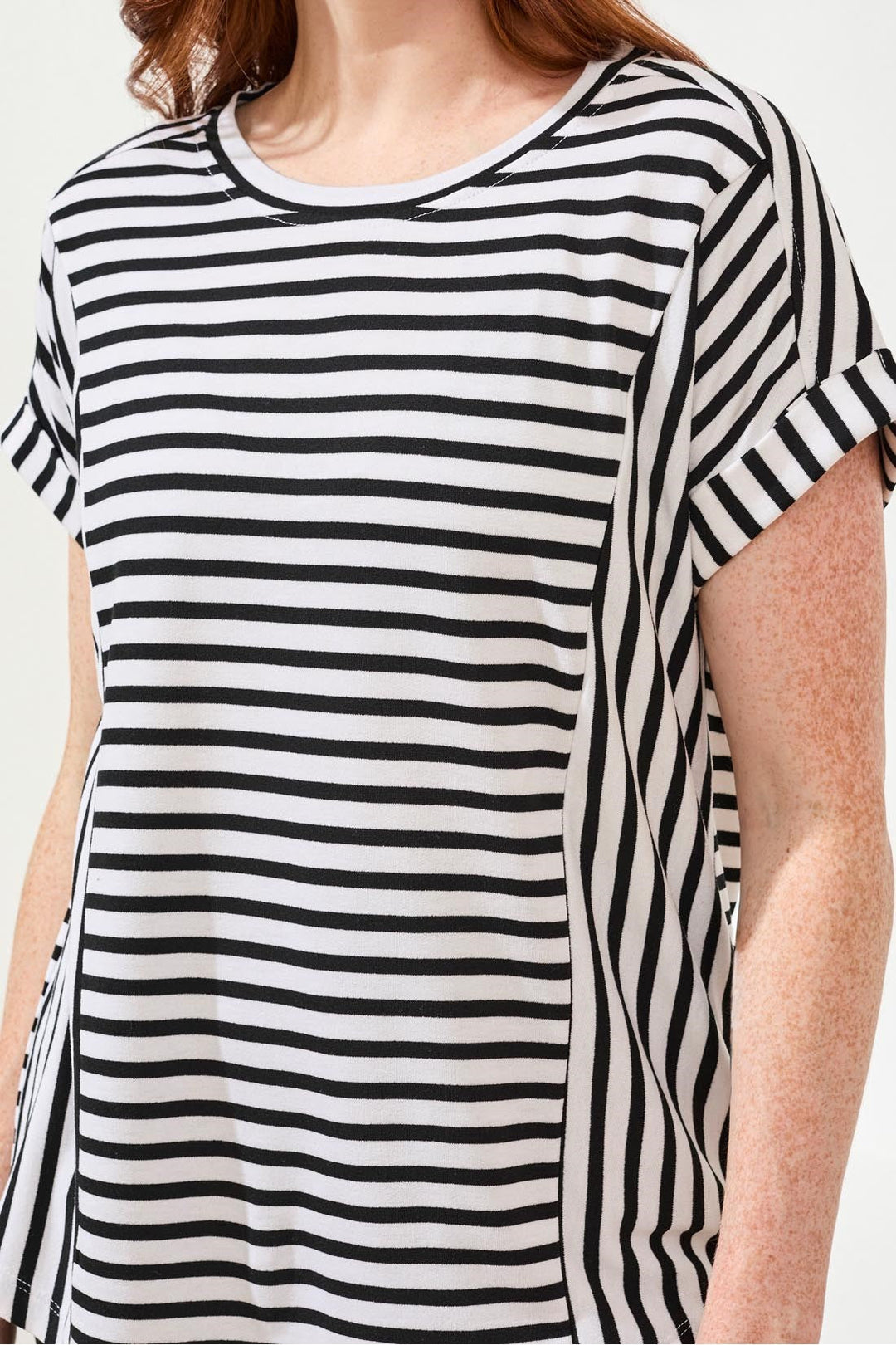 CUFFED SLEEVE TOP W/INSERTS - BLACK