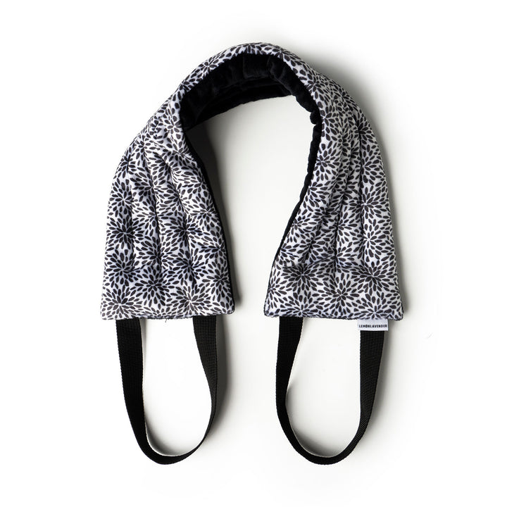 HOT STUFF HEATED NECK WRAP - BLACK/WHITE