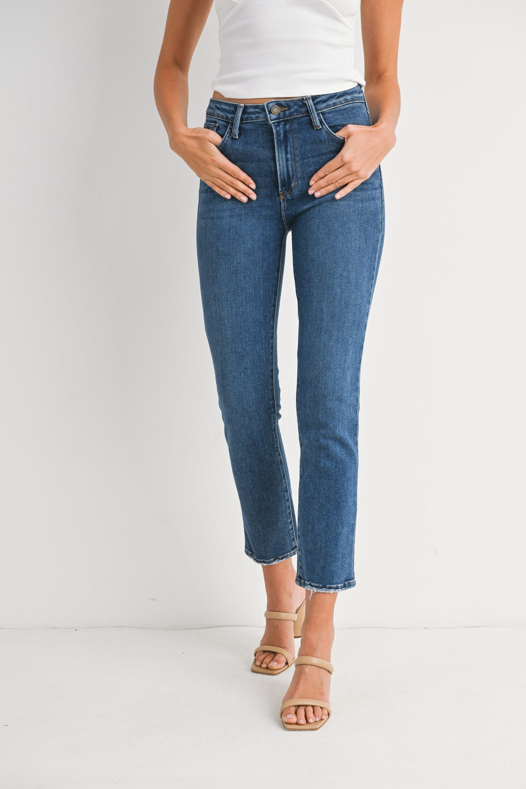 JBD MID RISE HEM DISTRESS SLIM STRAIGHT JEANS - DARK - 27" INSEAM