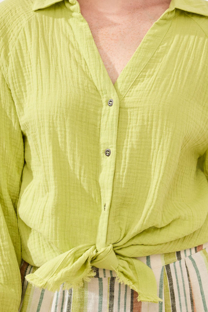 RAGLAN SLEEVE SHIRT W/RAW EDGE HEM - GREEN BANANA