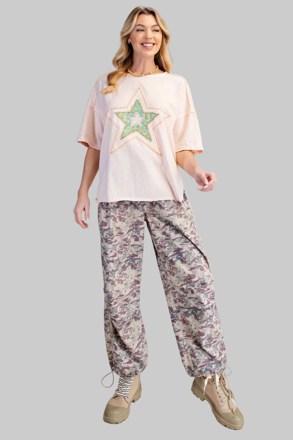 OVERSIZED SHORT SLEEVE STAR PATCH COTTON TOP - LIGHT PEACH