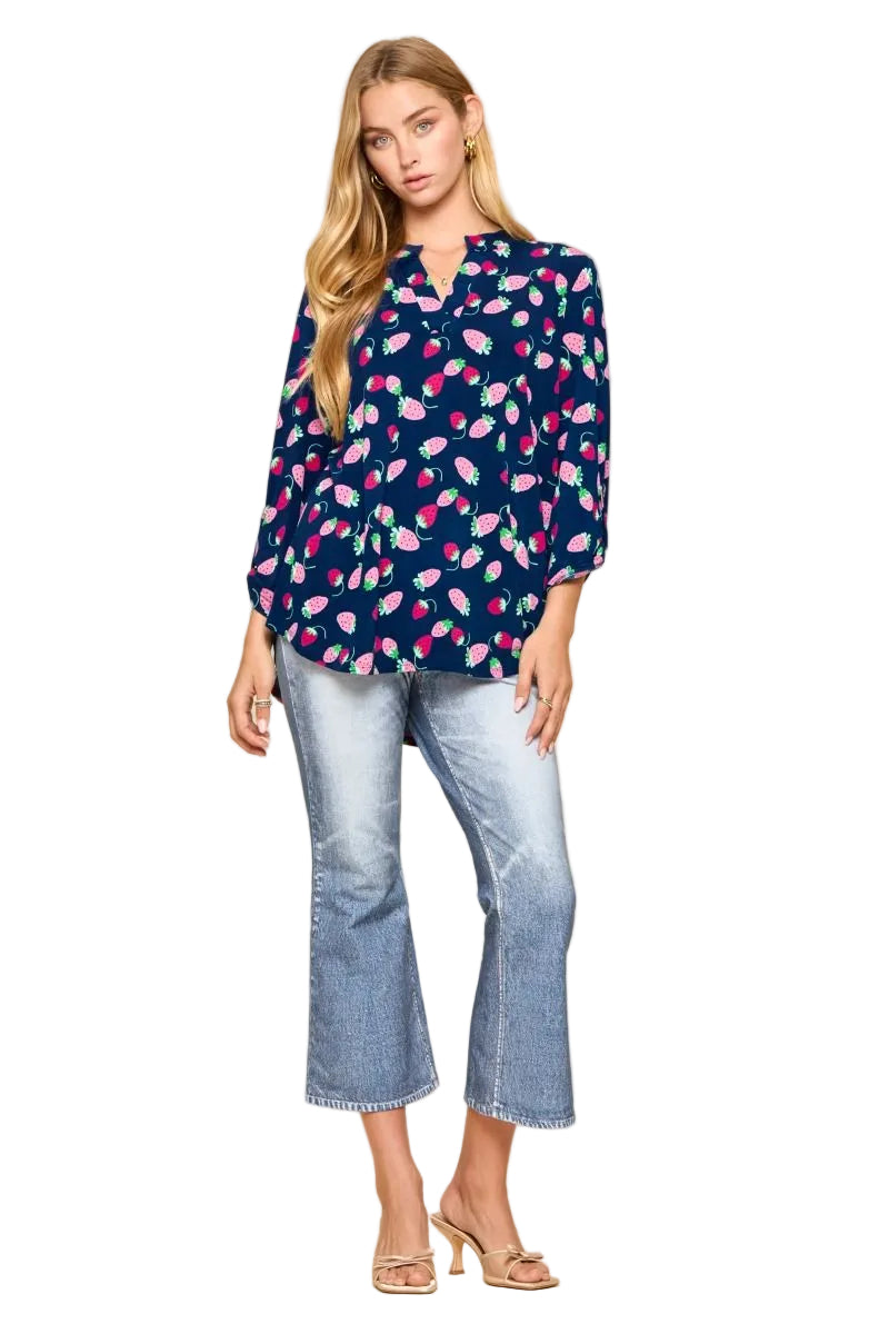 DEAR SCARLETT 3/4 SLEEVE LIZZY HI/LO TOP - NAVY STRAWBERRIES