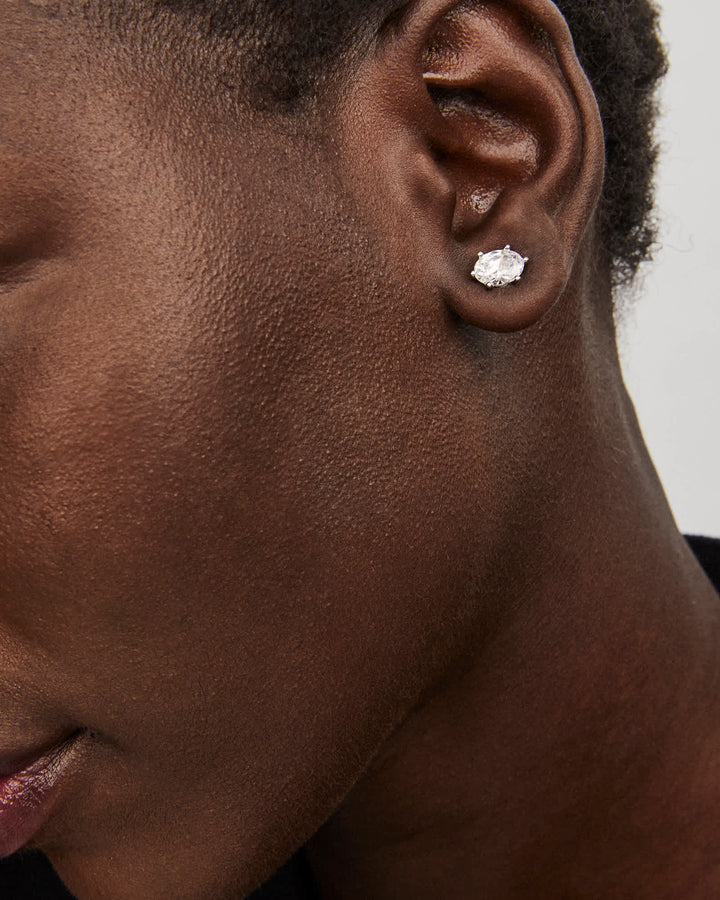 KENDRA SCOTT CAILIN CRYSTAL STUD EARRINGS - SILVER