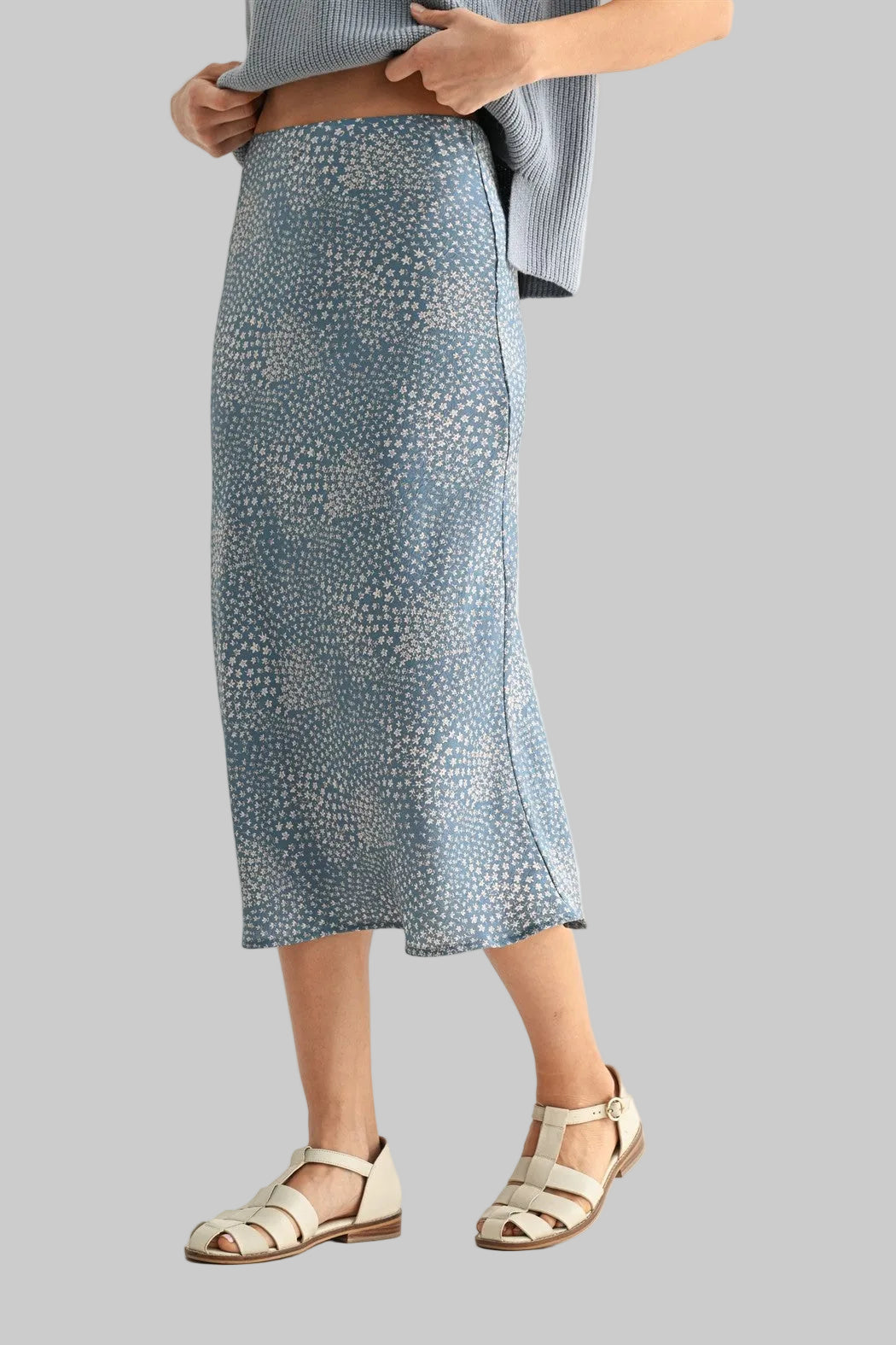 FLORAL SATIN MIDI SKIRT - BLUE