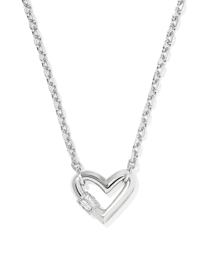KENDRA SCOTT EMREY HEART SHORT PENDANT NECKLACE - SILVER WHITE