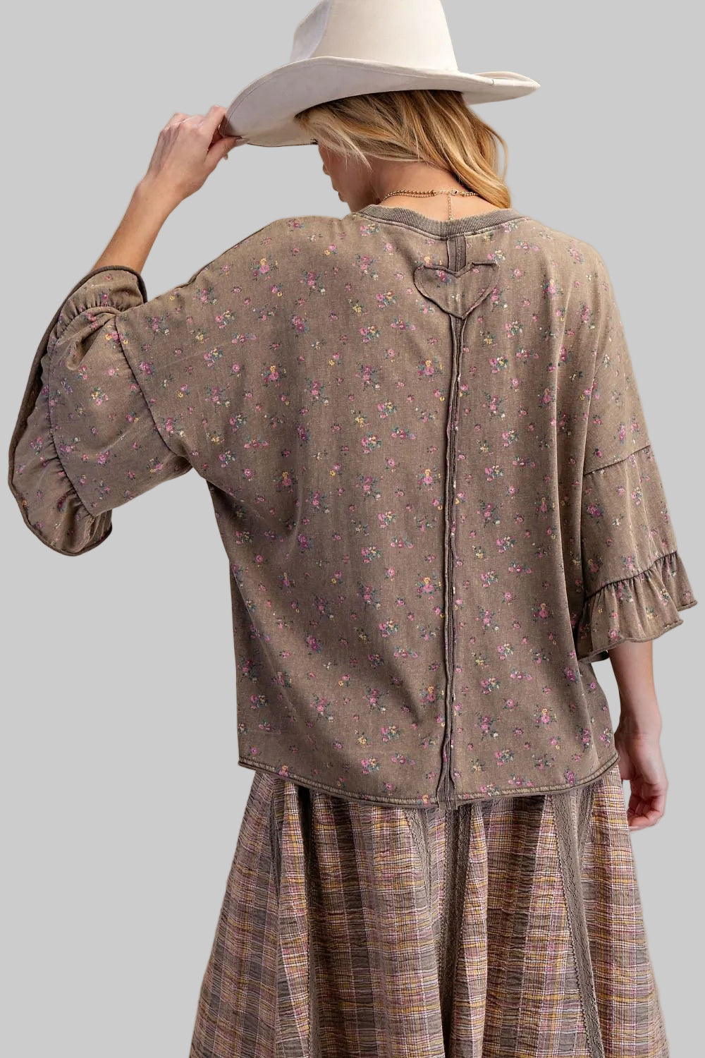 3/4 RUFFLE SLEEVE FLORAL LOOSE FIT TOP - ASH MOCHA