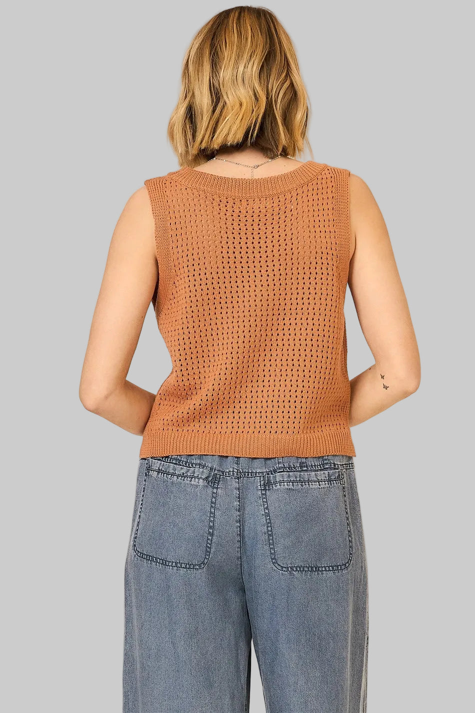 OPEN KNIT COTTON SLEEVELESS TOP - CARAMEL