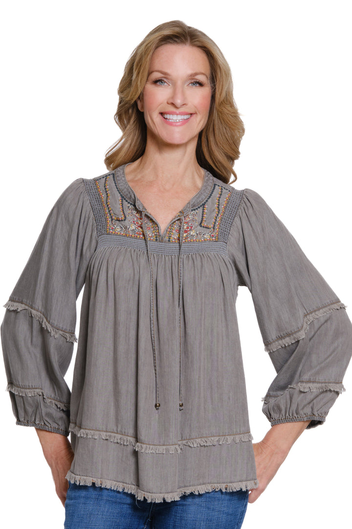 3/4 RAGLAN SLEEVE TIE NECK SHIRRED TOP W/EMBROIDERY - MEDIUM GREY